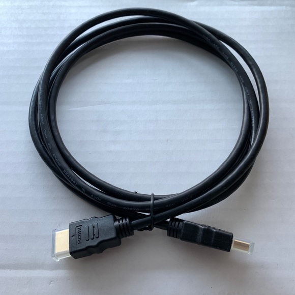 [Free If You Bundle $20+] High Speed HDMI Cable With Ethernet, NWOT - Picture 1 of 3